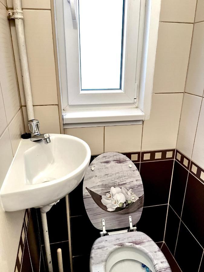 Margaret Bridge Cosy Flat Apartment Budapest Bagian luar foto